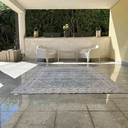 Villa Naehe Saarbruecken Mit Grossem Garten *