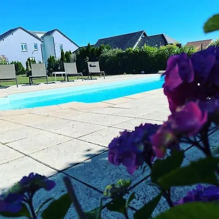 Naehe Saarbruecken Mit Grossem Garten * Oeting